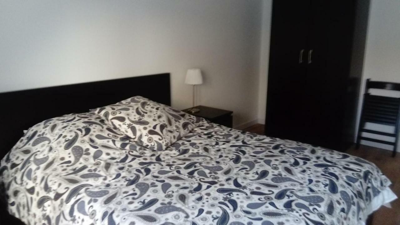 Gite Les 3 Tours 1E Etage Carcassonne Exterior foto