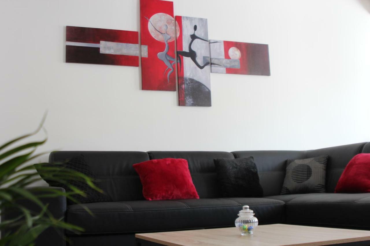 Gite Les 3 Tours 1E Etage Carcassonne Exterior foto